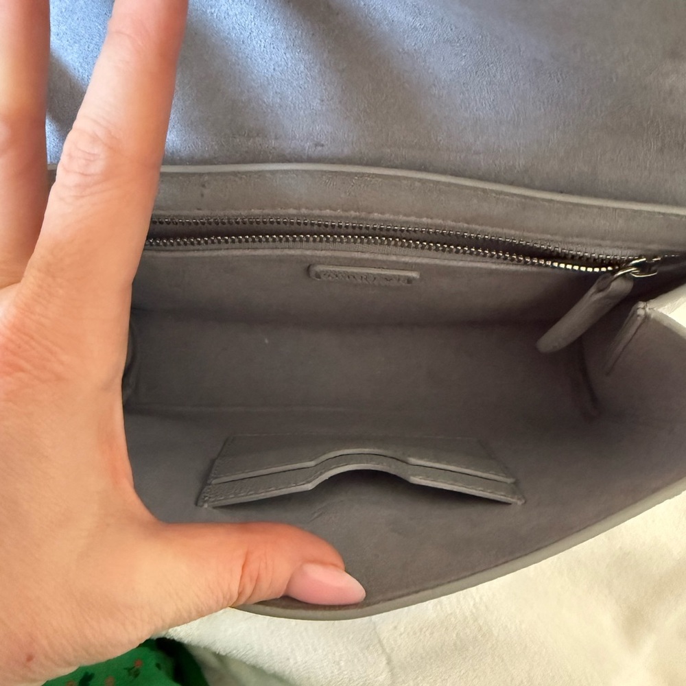 SENREVE CONVERTIBLE ARIA BAG IN LIGHT GREY PEBBLE LEATHER - Picture 7 of 11